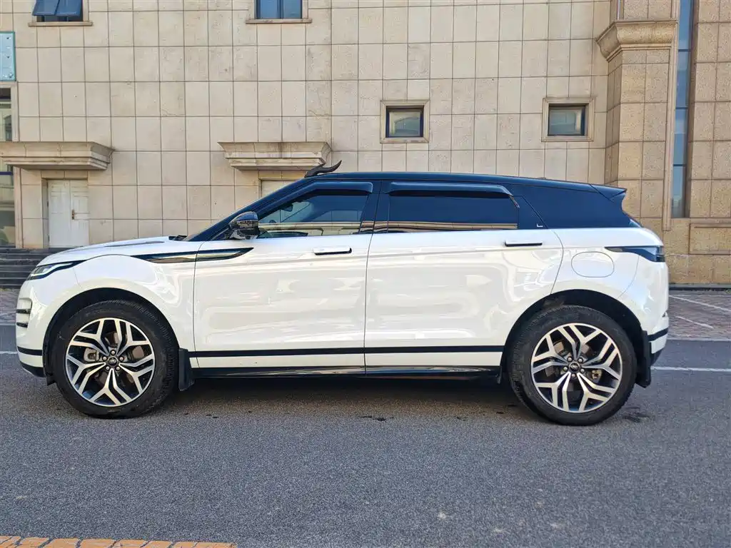 Land Rover Evoque PHEV — миниатюра 5