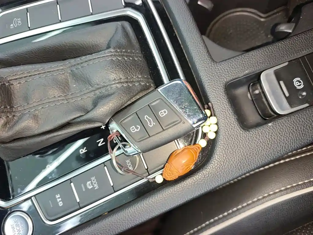 Volkswagen 迈腾 PHEV — миниатюра 9