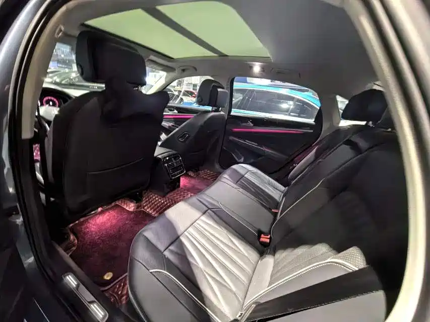 Volkswagen Passat — миниатюра 4