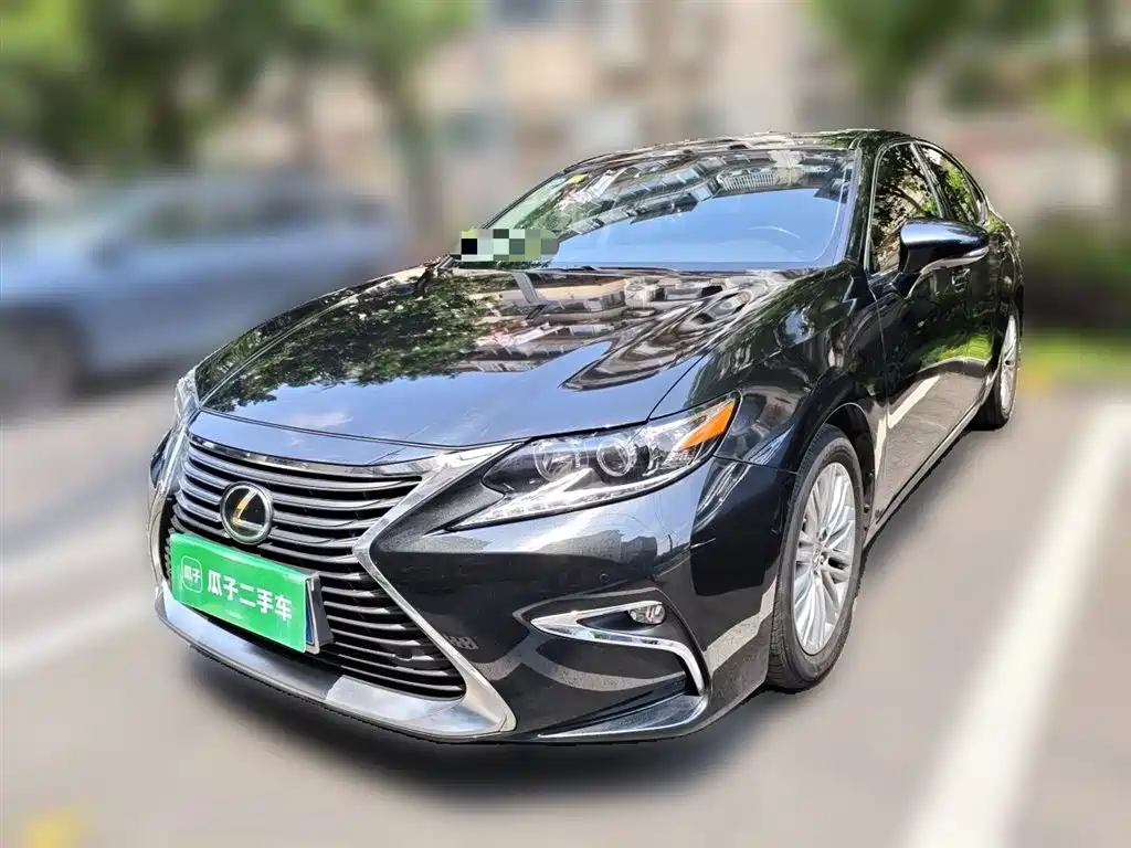 Lexus ES 2015