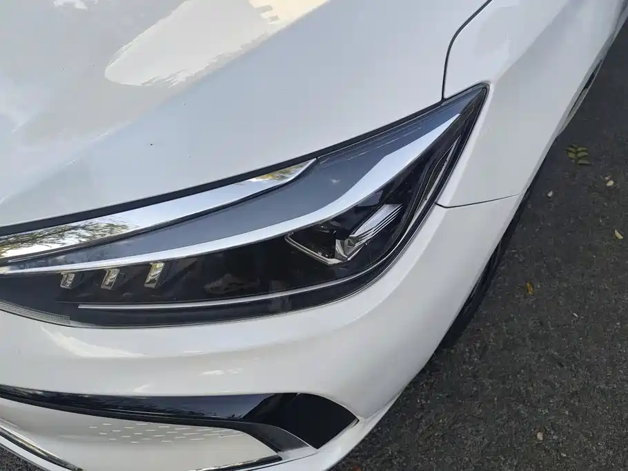BAIC EU5 — миниатюра 5
