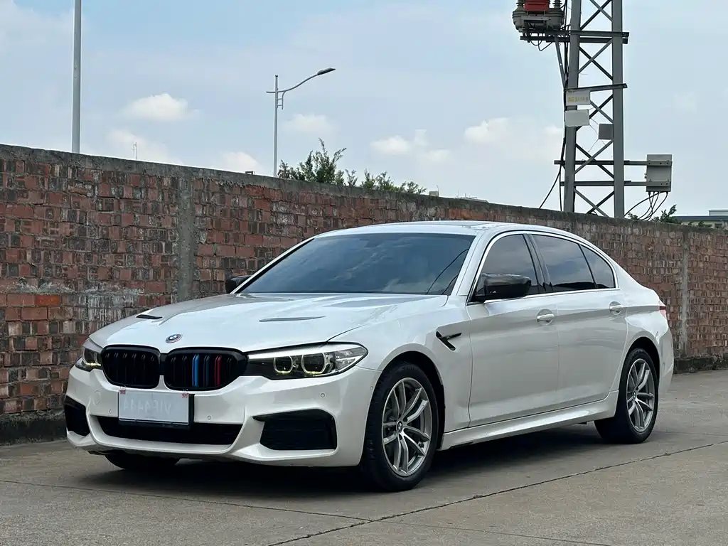 BMW 5 Series 2020