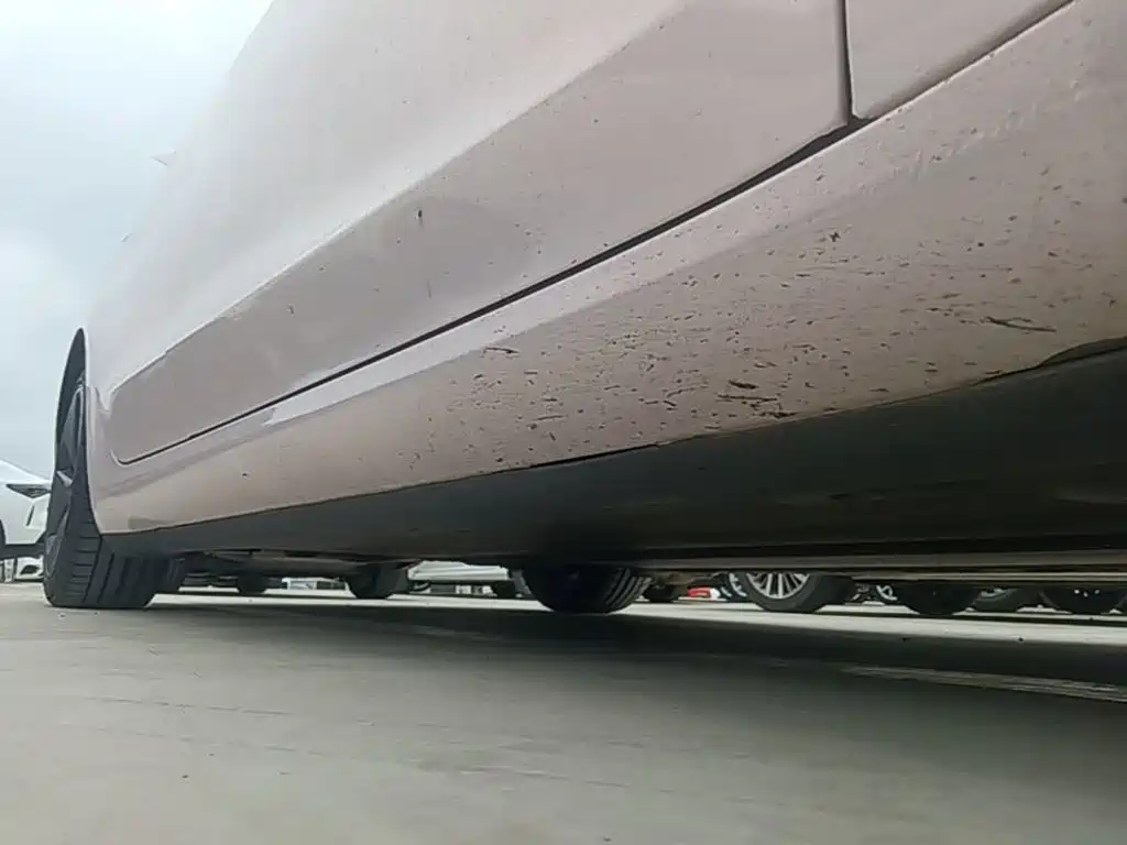 Tesla Model 3 — миниатюра 21