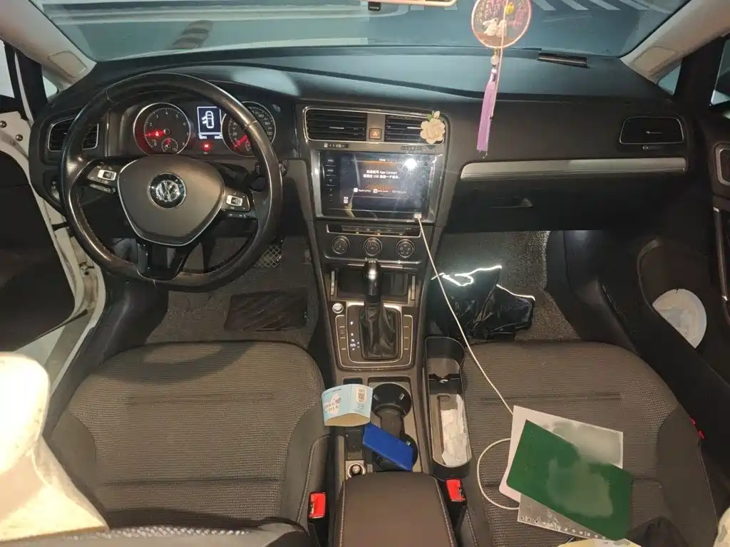 Volkswagen Golf — миниатюра 13