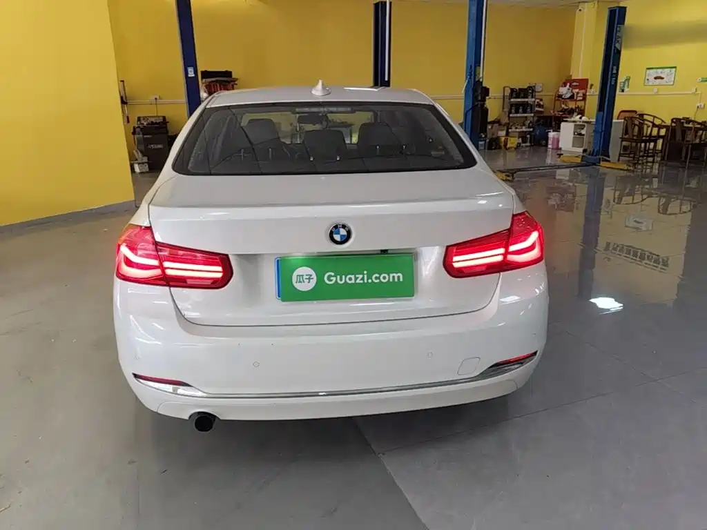 BMW 3 Series — миниатюра 6
