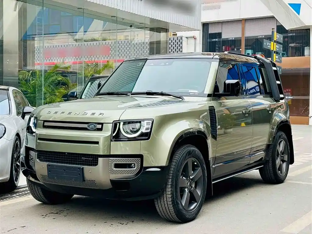 LAND ROVER  DEFENDER