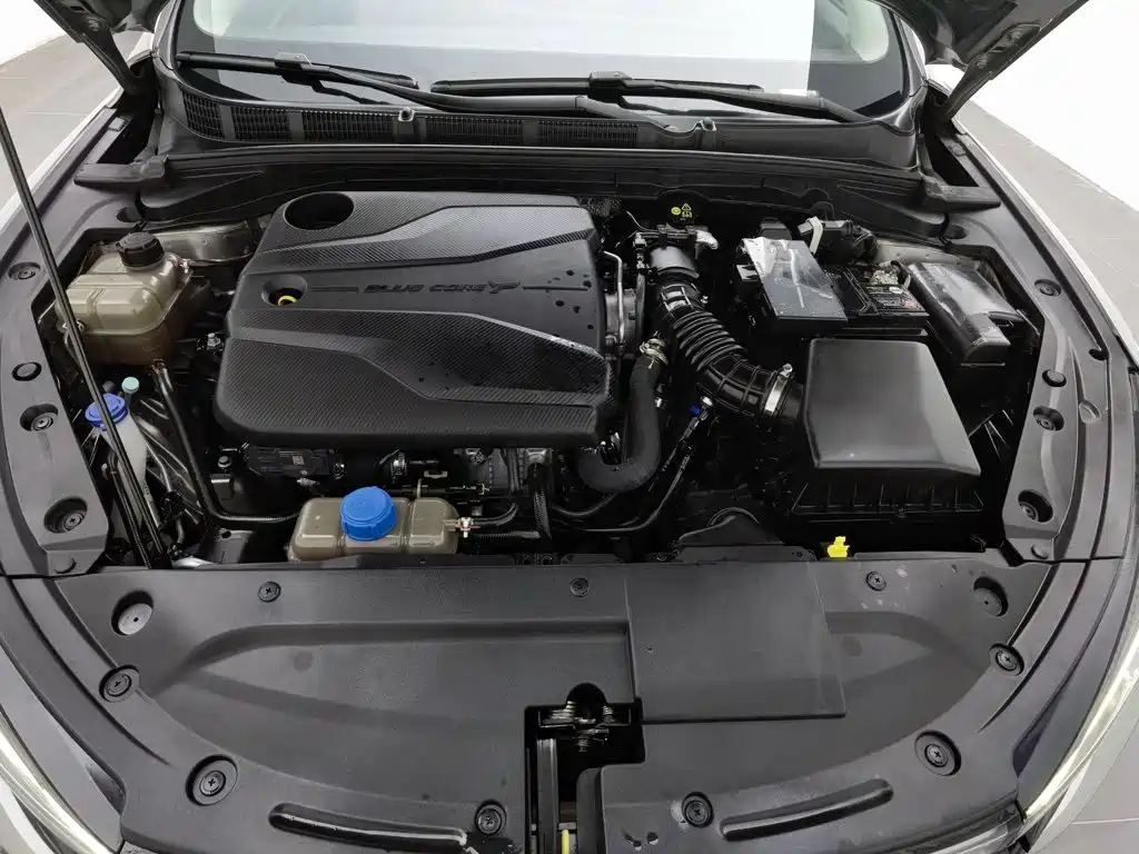 Changan Eado — миниатюра 6