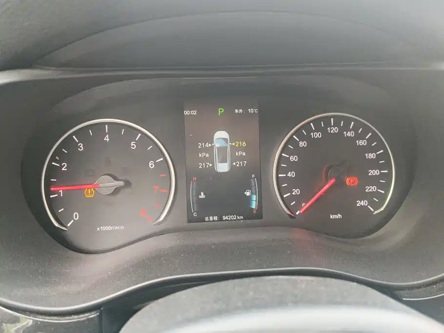 BYD MAX — миниатюра 14