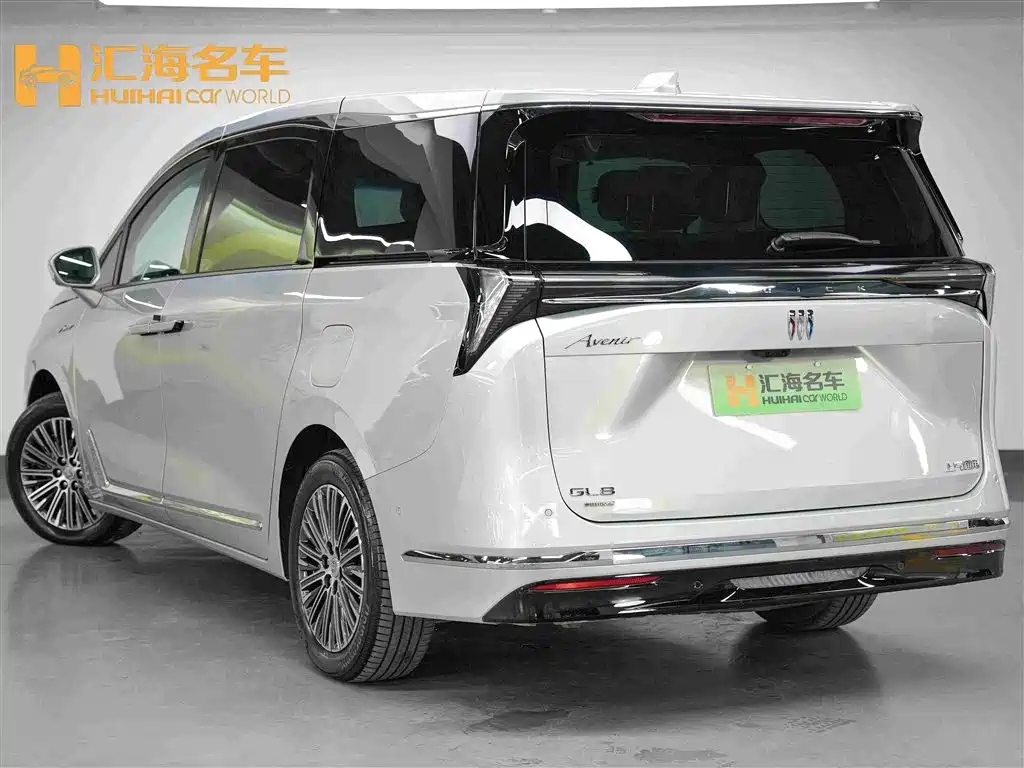 Buick GL8 Hybrid — миниатюра 4