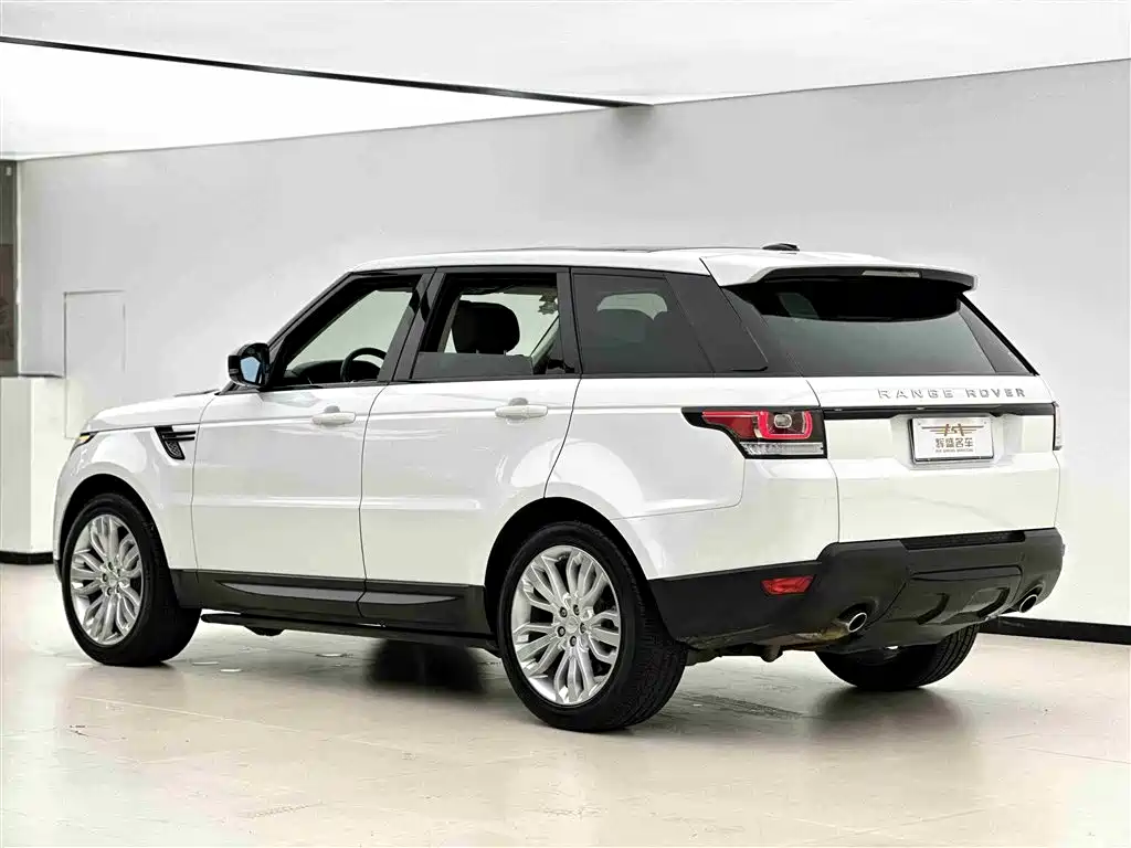 Land Rover Range Rover Sport 2015 3.0 SDV6 HSE DYNAMIC