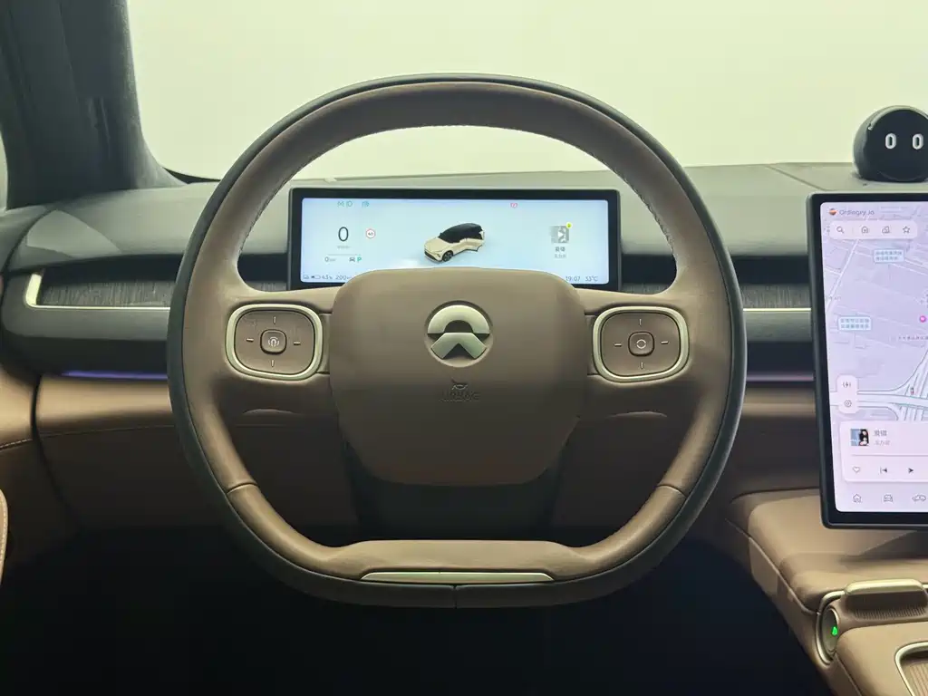 NIO ES8 — миниатюра 12