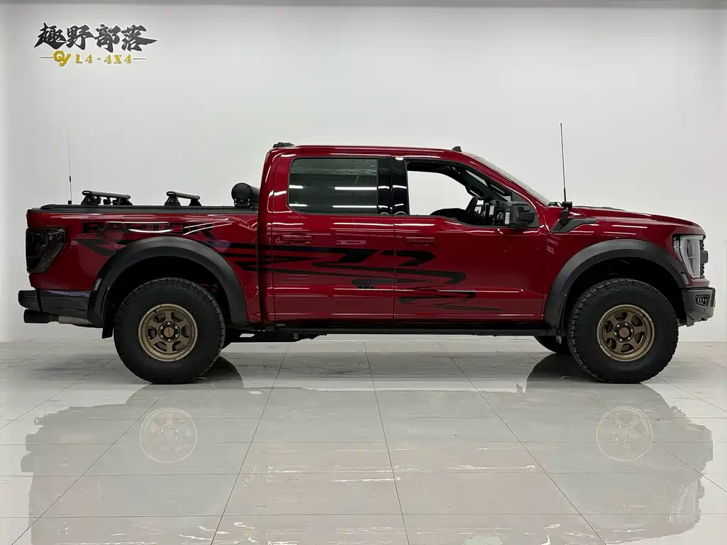Ford F-150 Raptor — миниатюра 7
