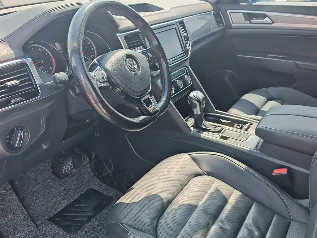 Volkswagen Teramont — миниатюра 6
