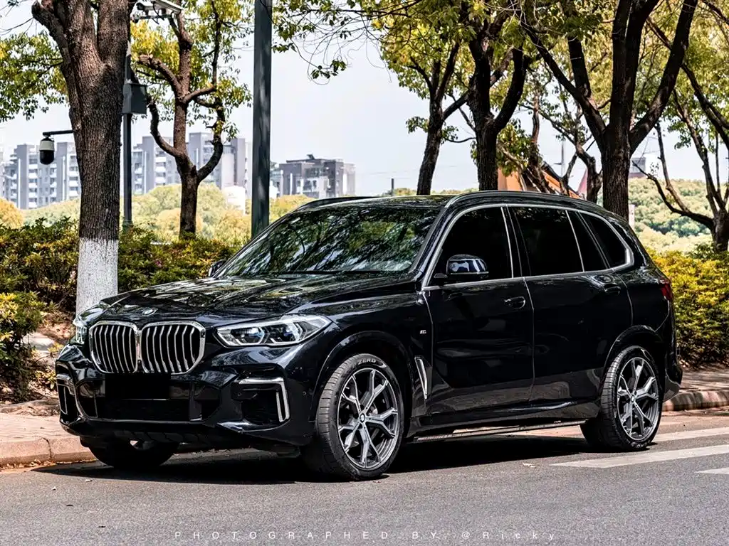 BMW X5 2023