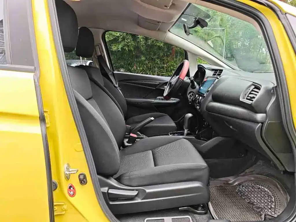Honda Fit — миниатюра 14