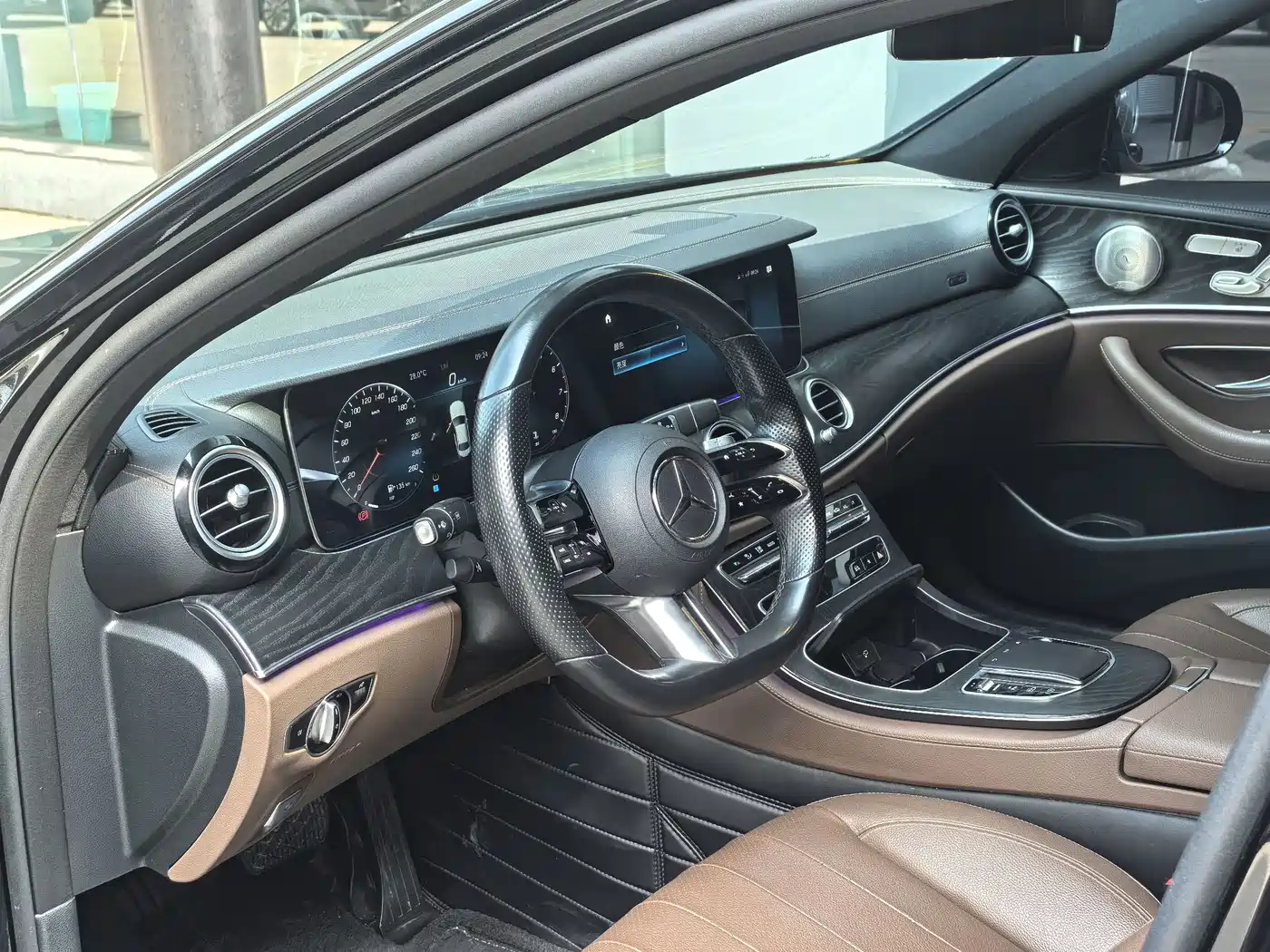 Mercedes-Benz E-Class id 4622303 из Китая 10