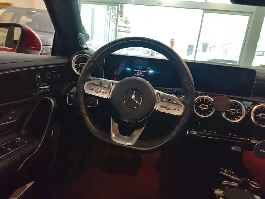 Mercedes-Benz A-Class — миниатюра 11