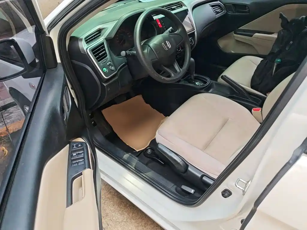 Honda City — миниатюра 16