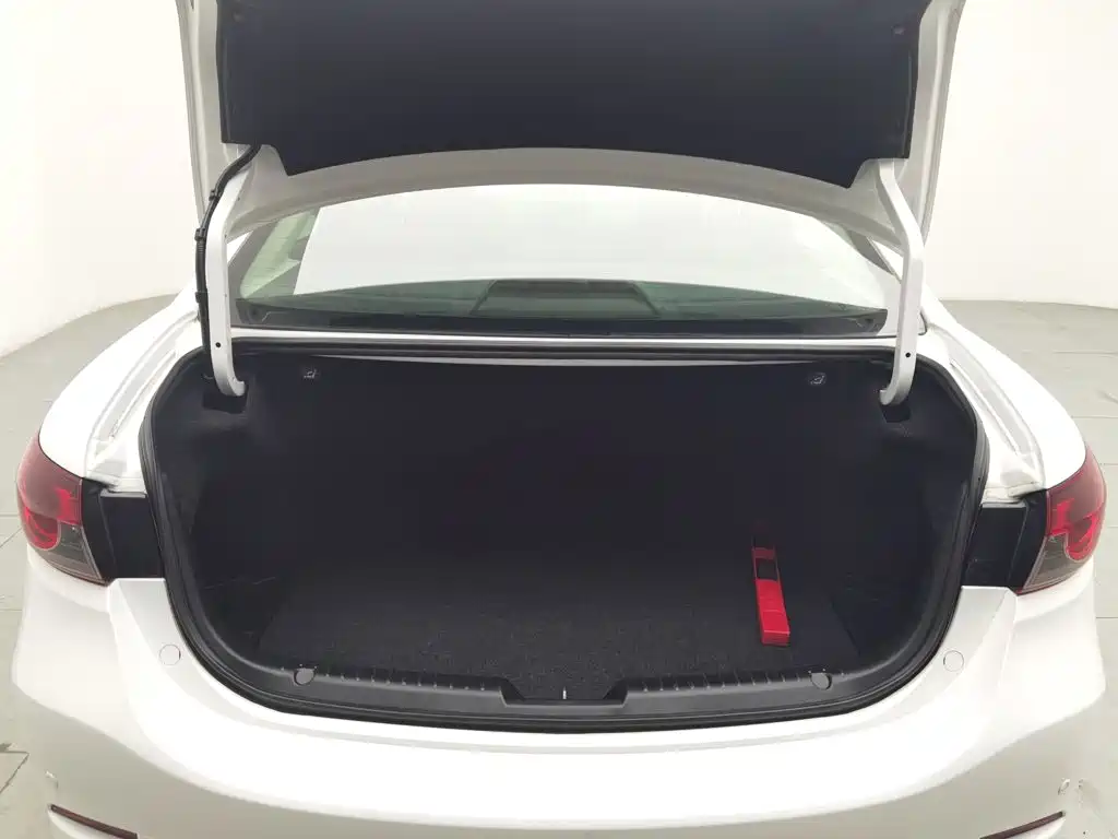 Mazda Atenza — миниатюра 16