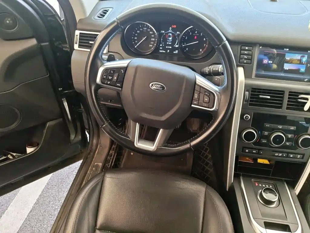 Land Rover Discovery Sport — миниатюра 11