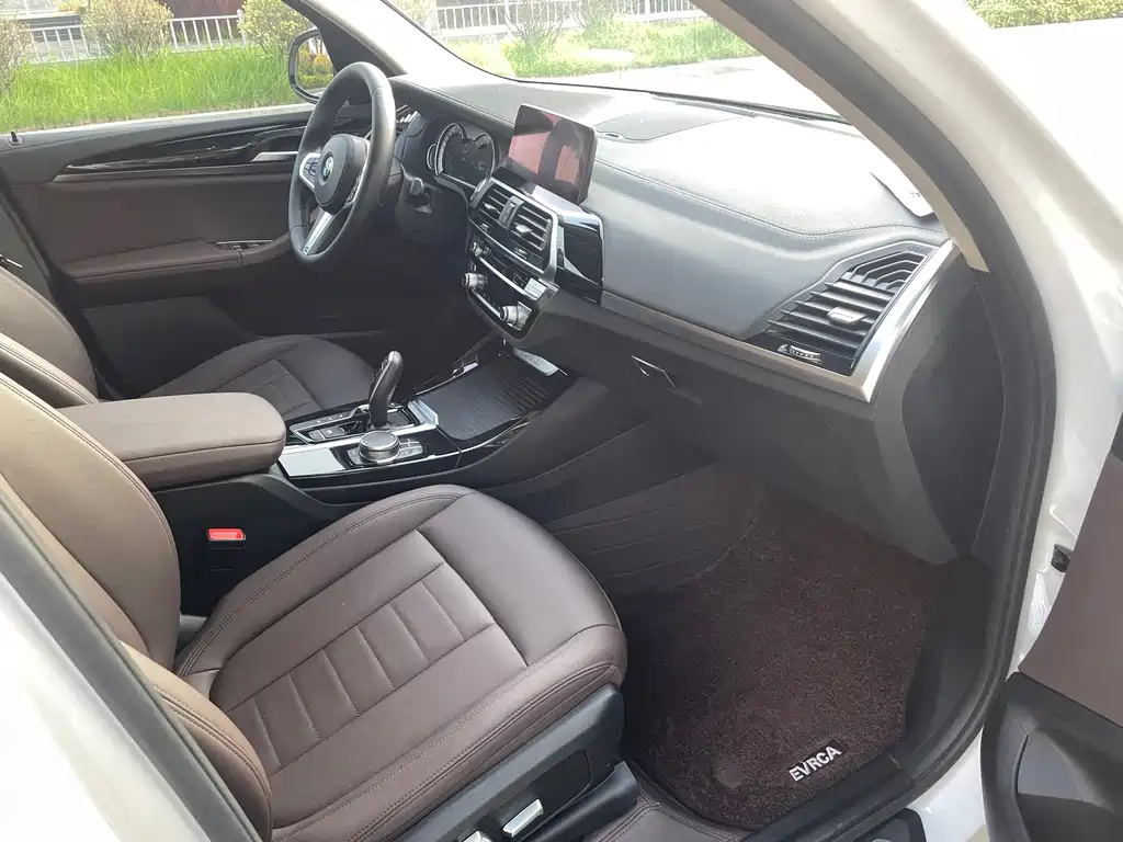 BMW X3 — миниатюра 9