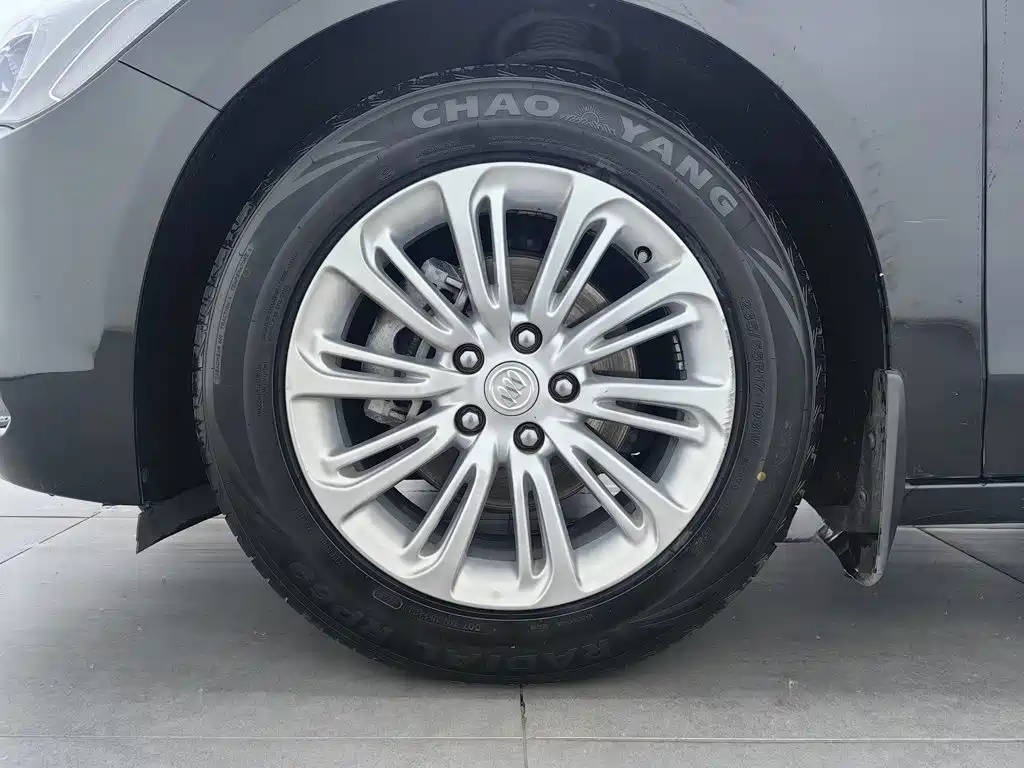 Buick LaCrosse — миниатюра 17