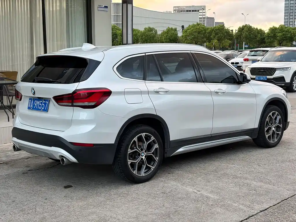 BMW X1 — миниатюра 5