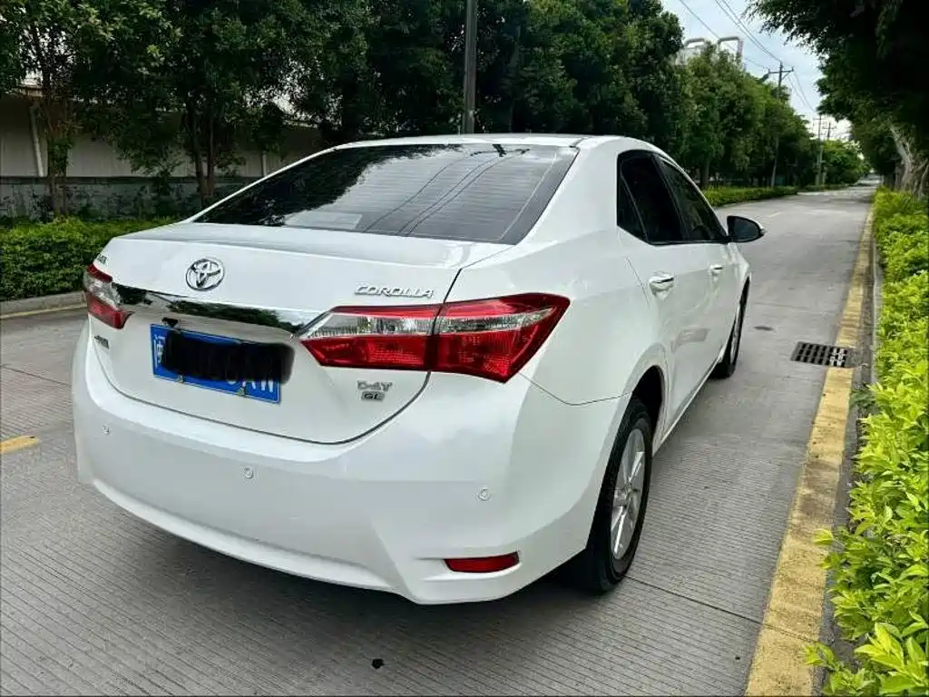 Toyota Corolla — миниатюра 6