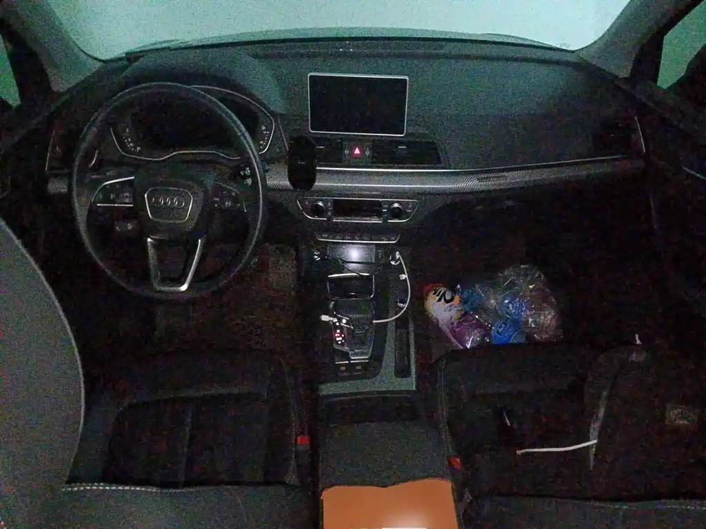 Audi Q5L — миниатюра 10