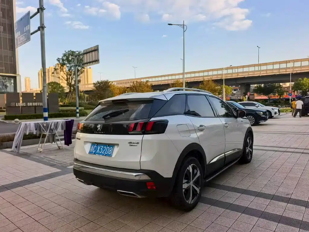 Peugeot 4008 — миниатюра 8
