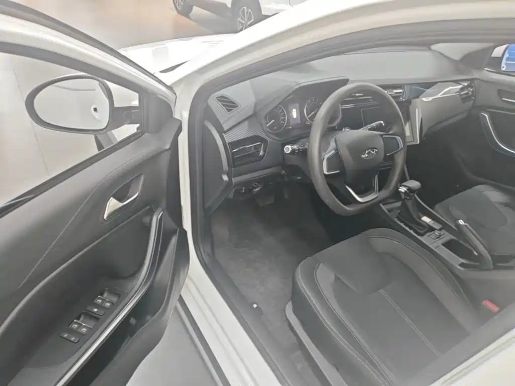 Chery Tiggo 3x — миниатюра 16