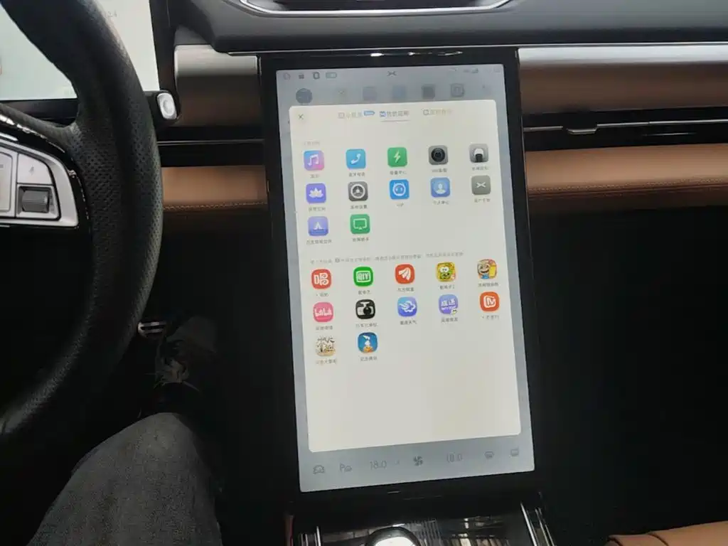 XPeng P5 — миниатюра 13