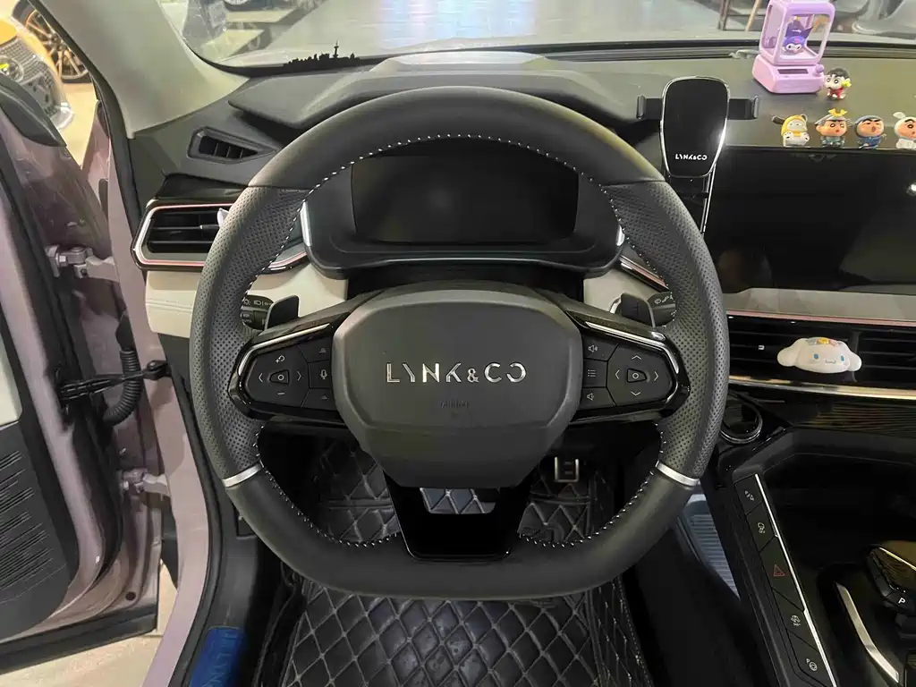 Lynk & Co 06 — миниатюра 9
