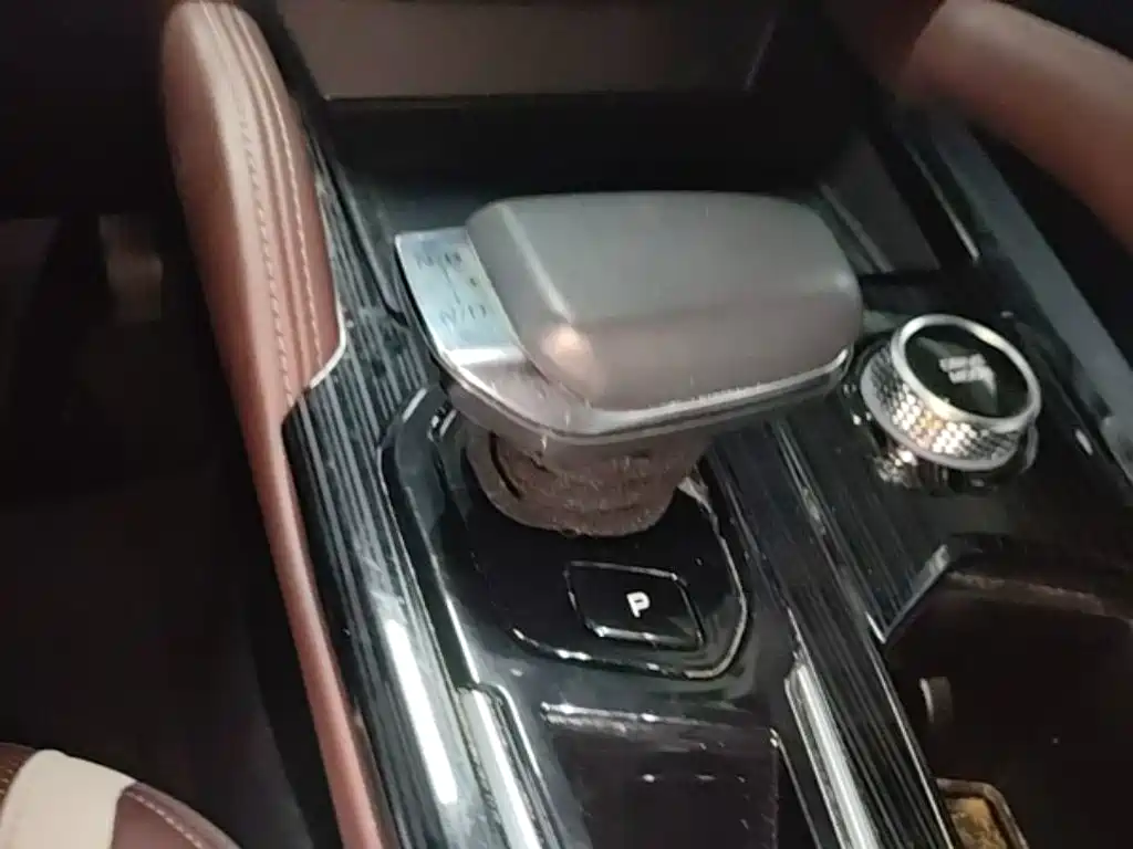 Geely Xingyue L — миниатюра 14