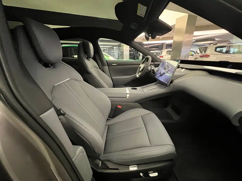 XIAOMI CAR XIAOMI YU7