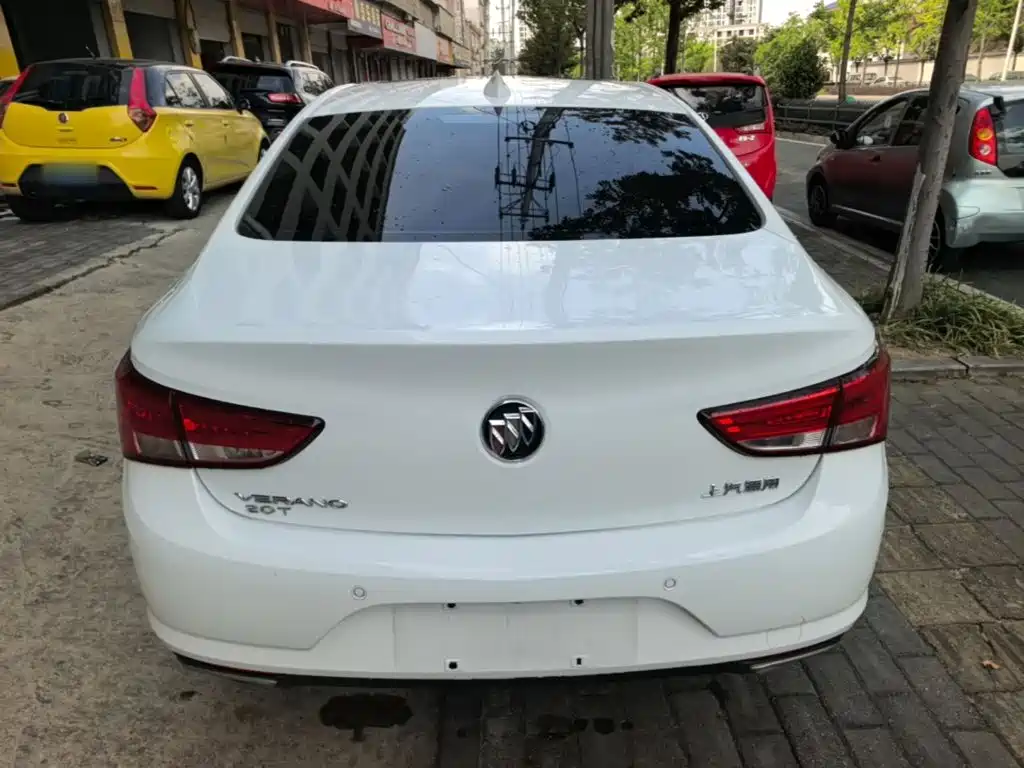 Buick Verano — миниатюра 6