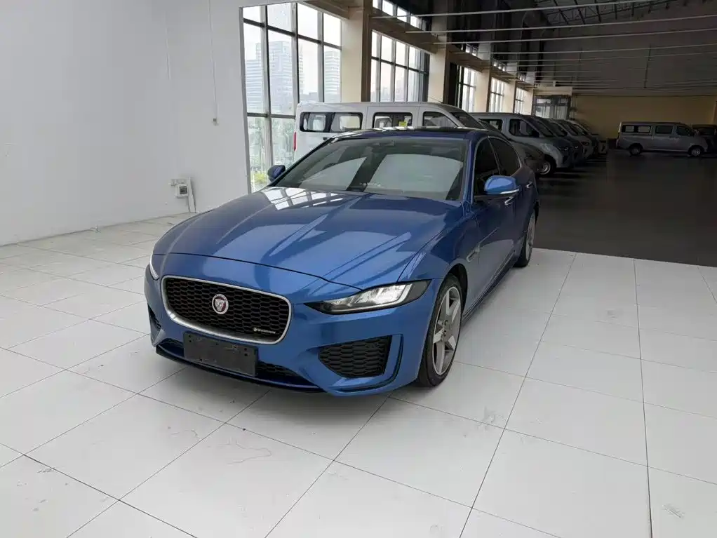 Jaguar XEL — миниатюра 2