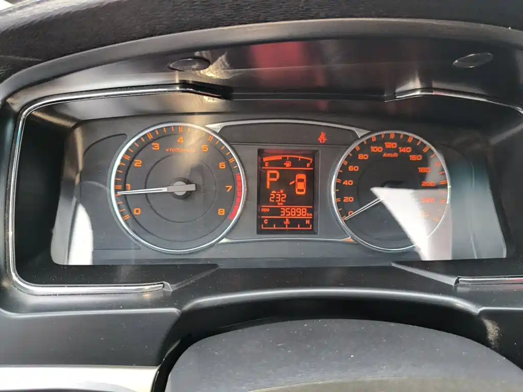 Geely Vision — миниатюра 7