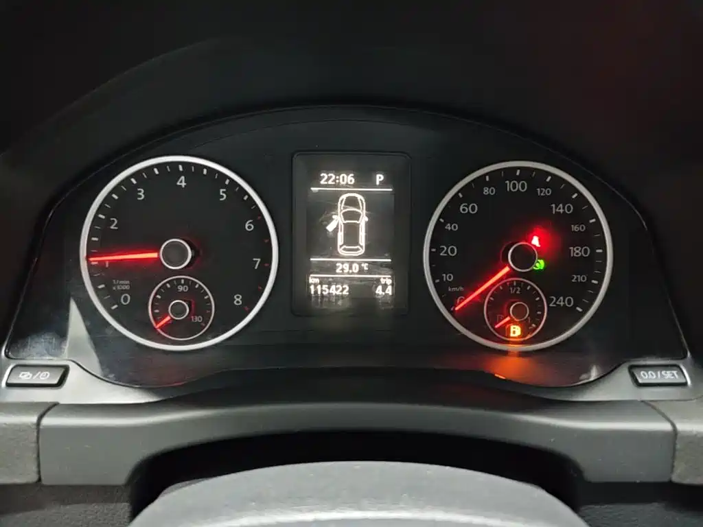 Volkswagen Tiguan — миниатюра 12