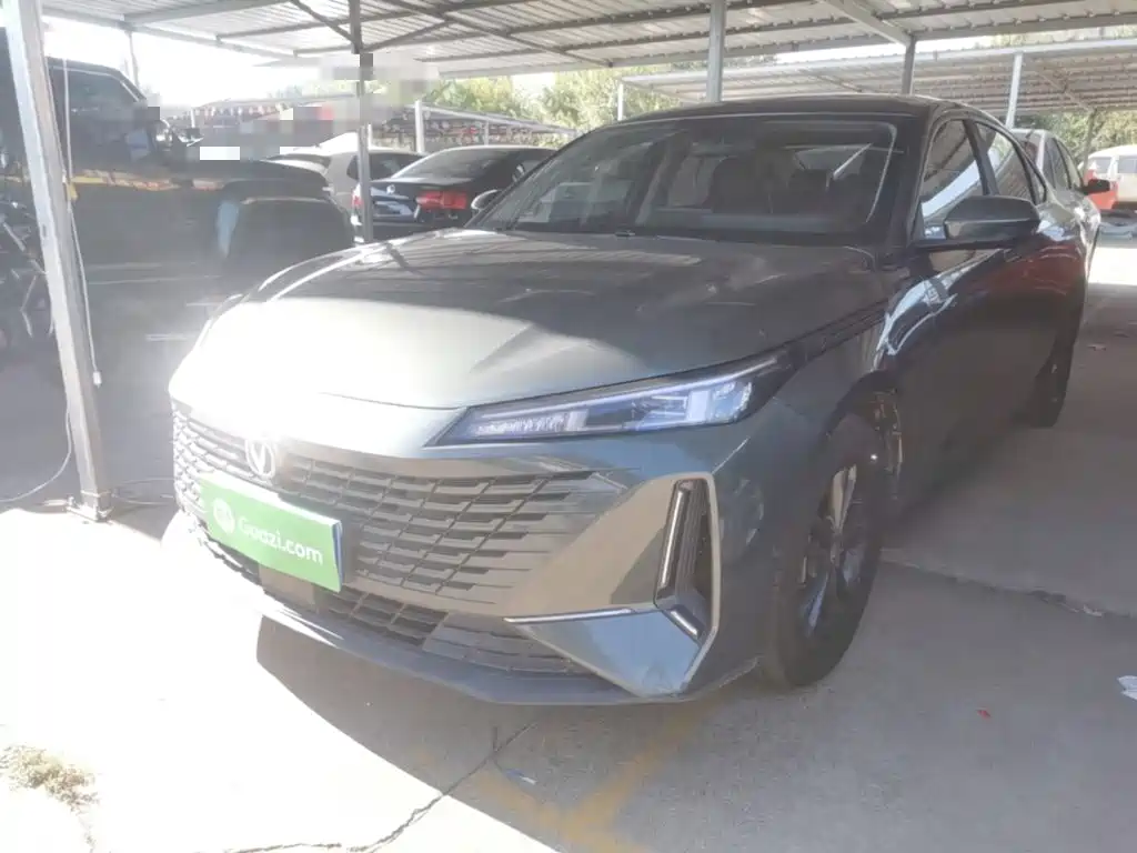 Changan Yida — миниатюра 2
