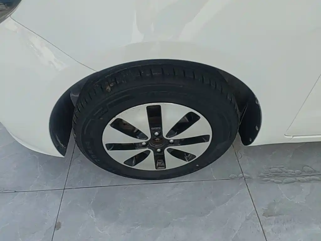 Kia K2 — миниатюра 23