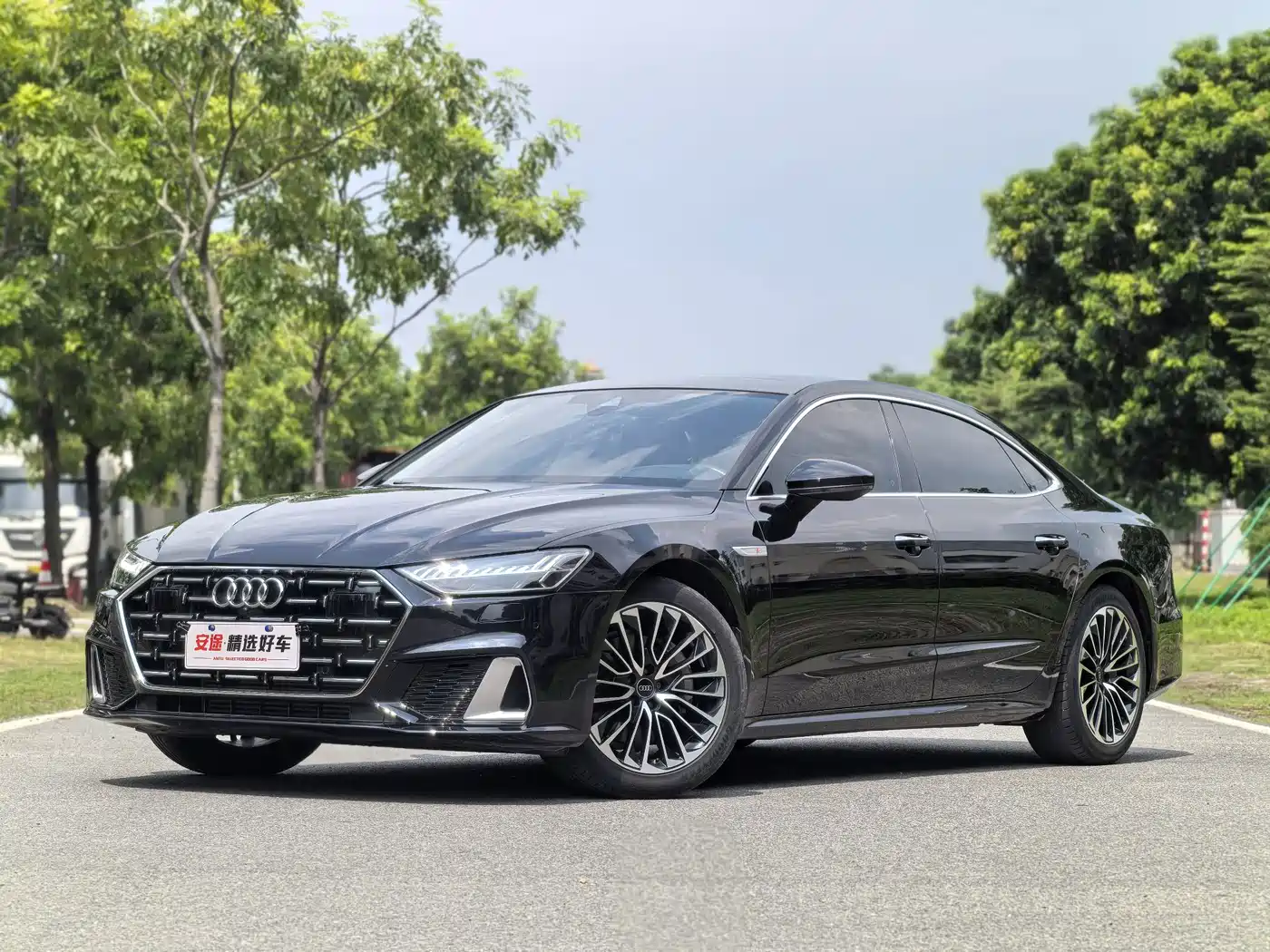 奥迪A7L 2024款 45 TFSI 豪华型 2024