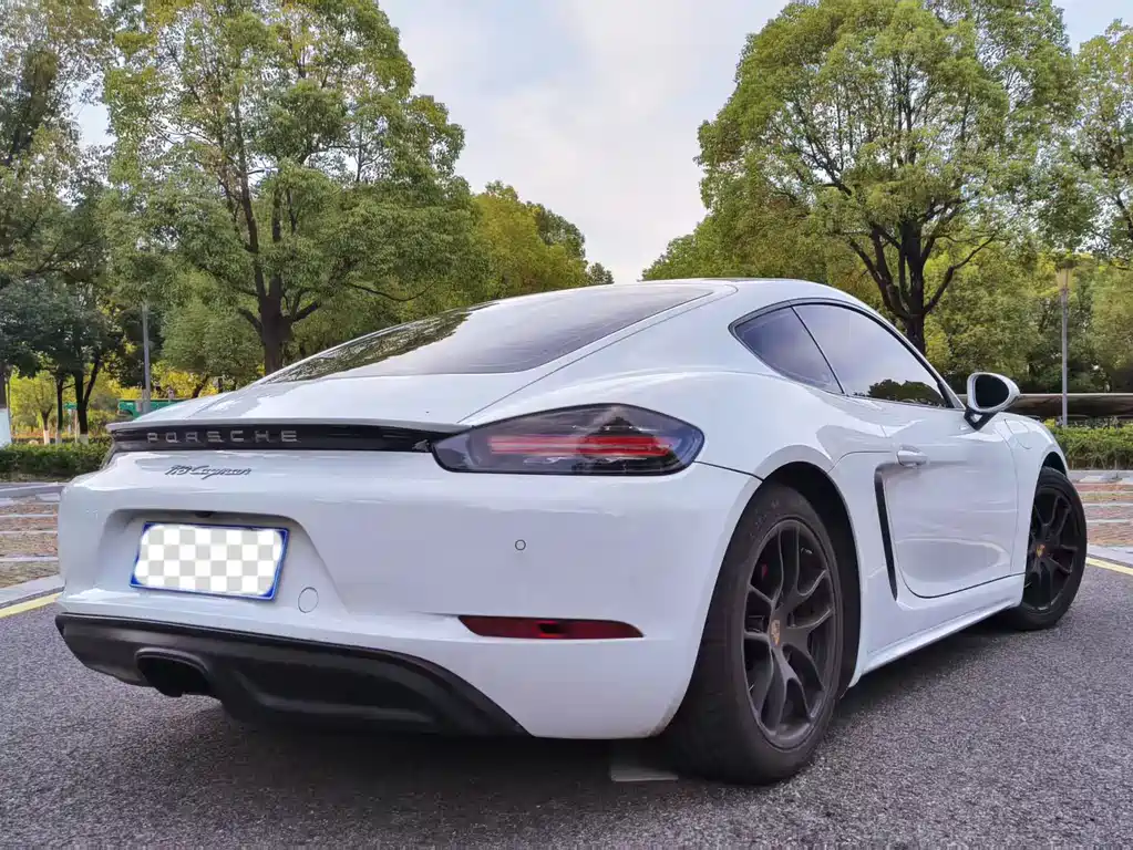Porsche 718 2020 Cayman 2.0T