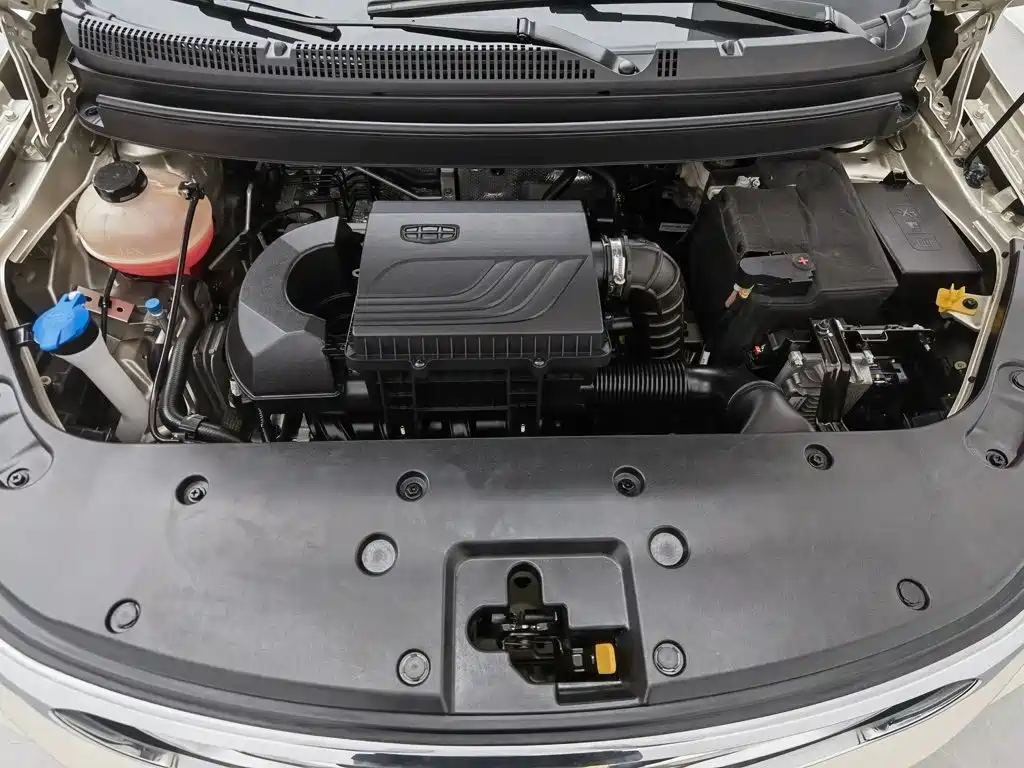 Geely Vision X3 — миниатюра 6