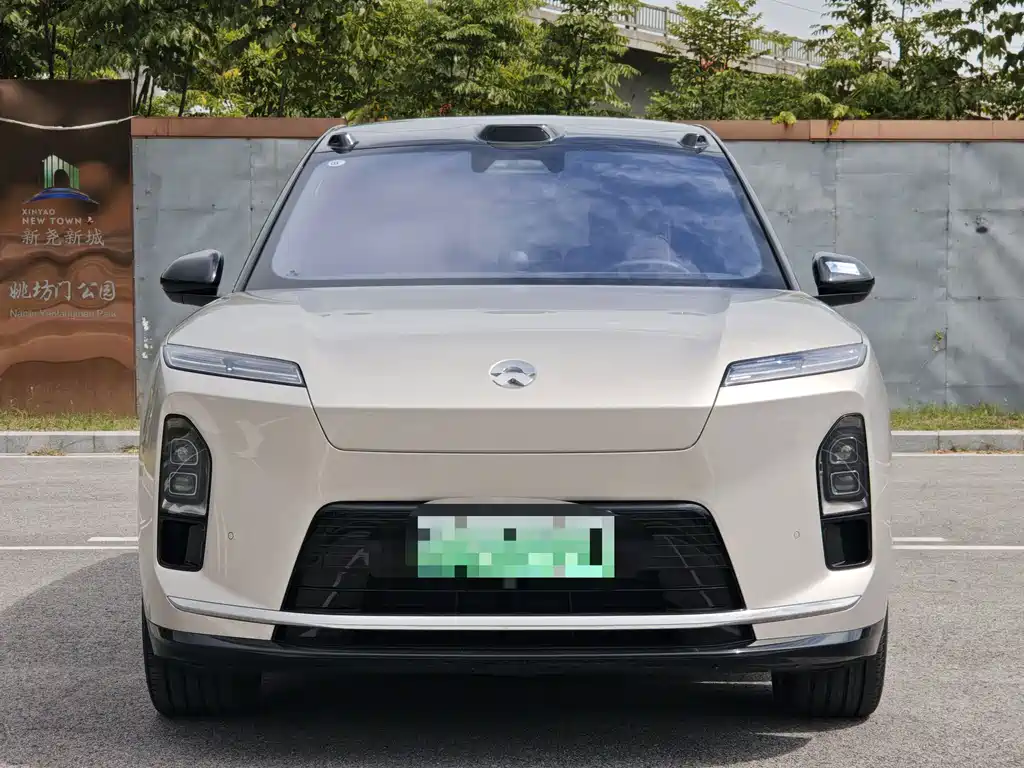 NIO ES8 — миниатюра 6