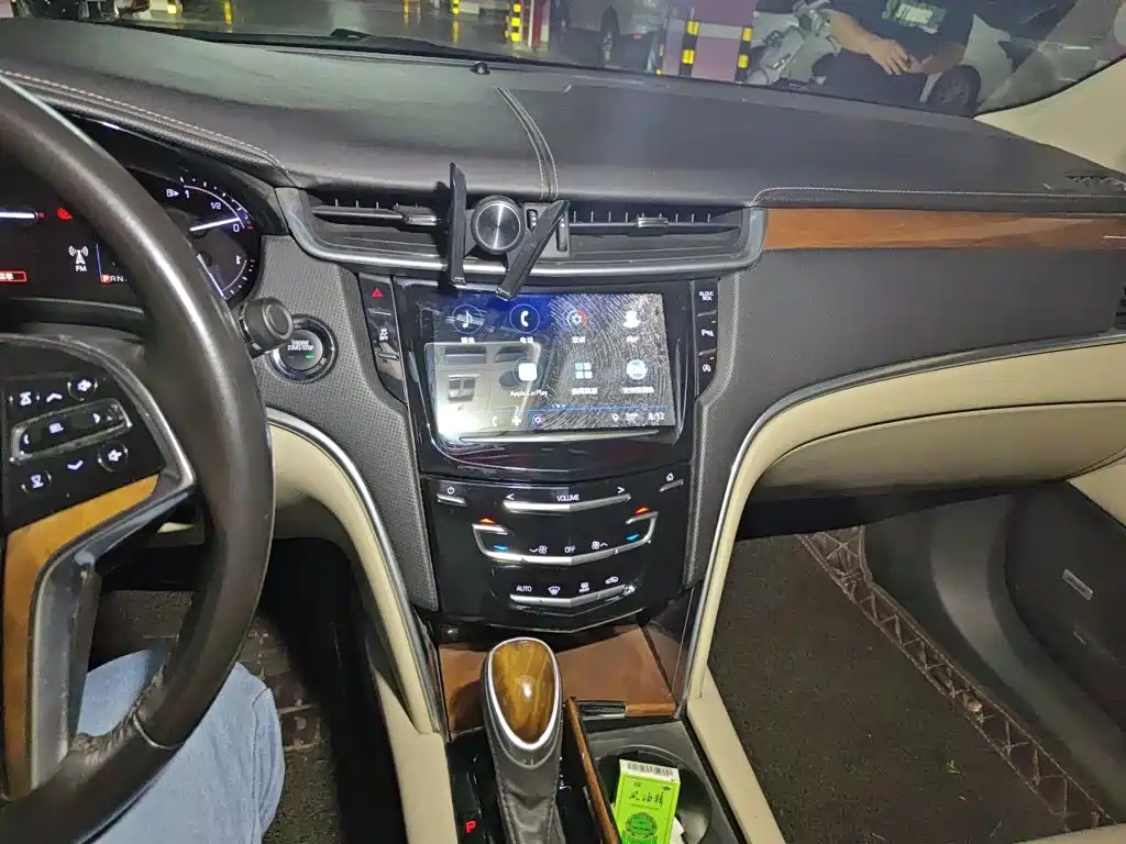 Cadillac XTS — миниатюра 14
