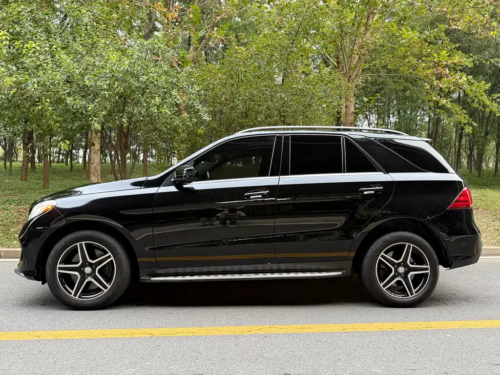 MERCEDES-BENZ GLE