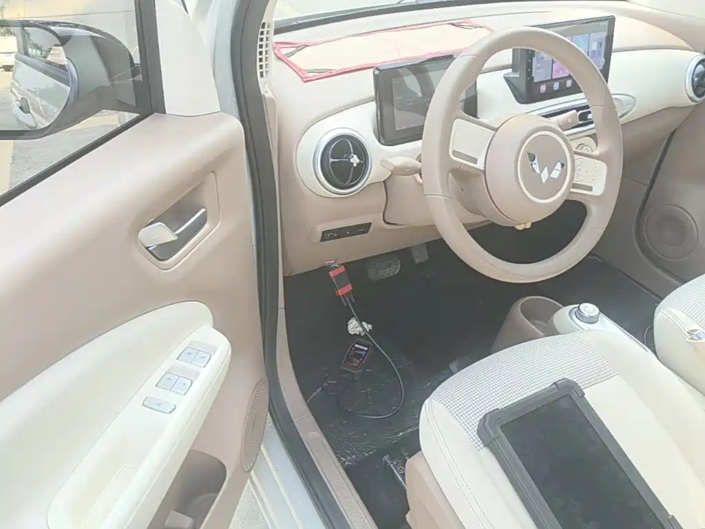 Wuling MINIEV — миниатюра 16