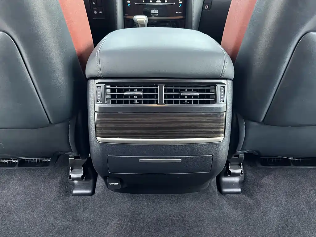 Lexus LX — миниатюра 15