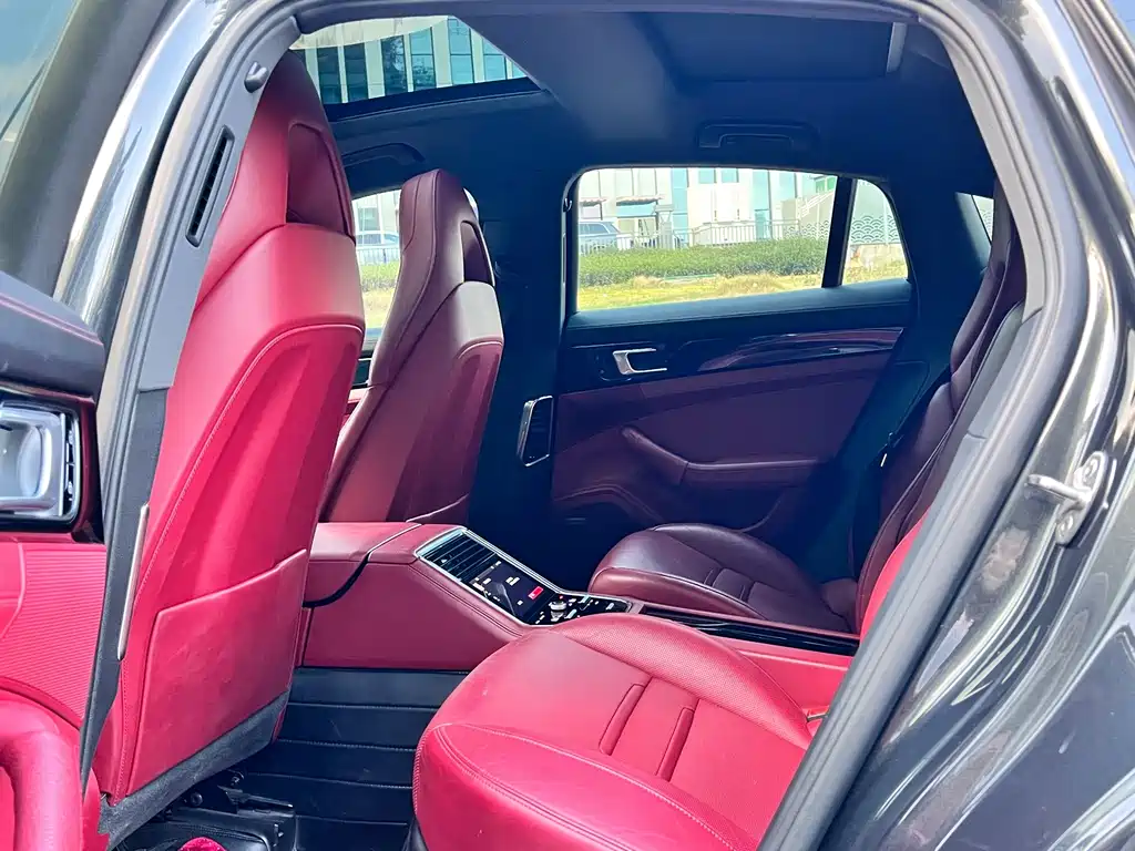 Porsche Panamera — миниатюра 8